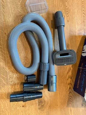 Vacuum Grooming Hose Attachment for Dogs - Gray